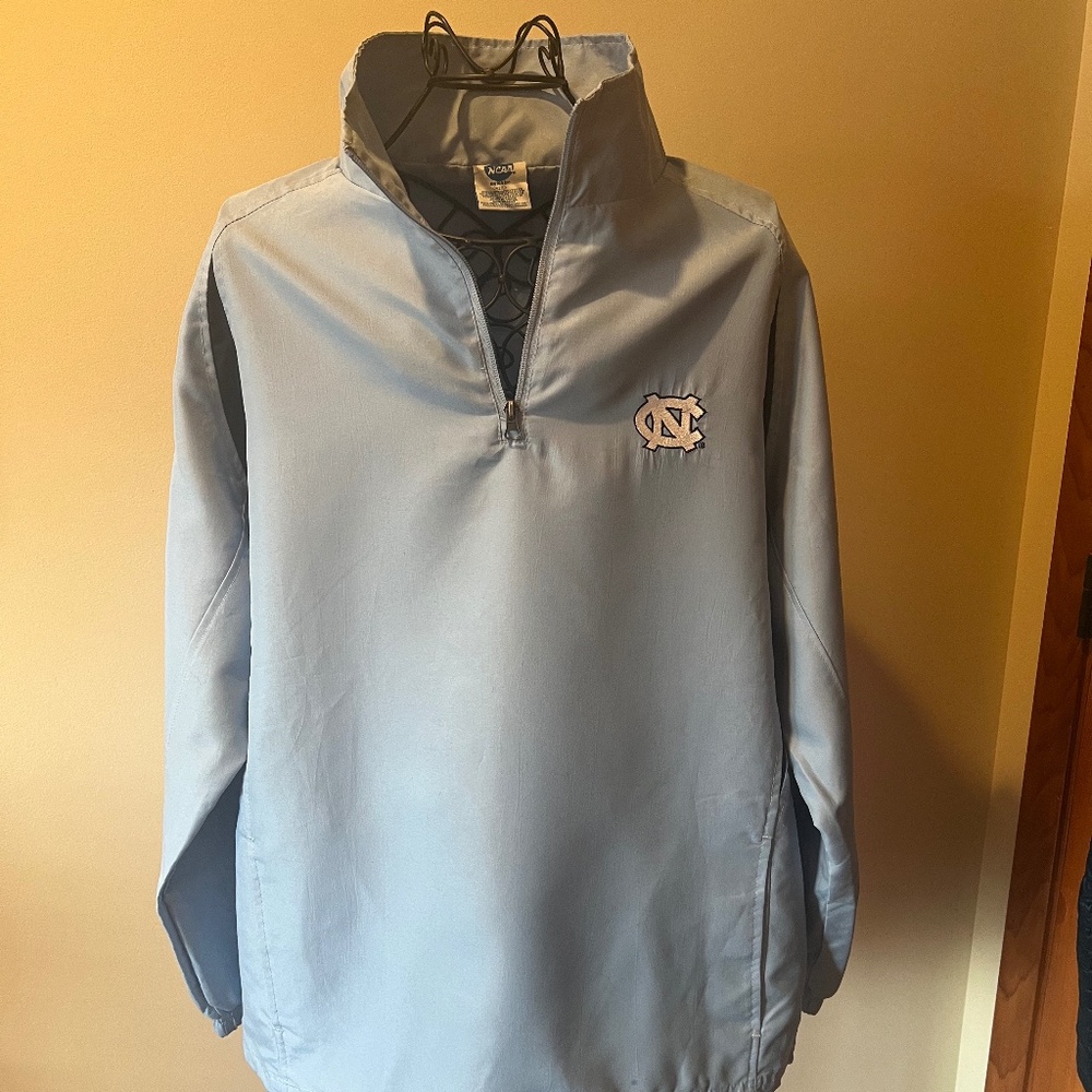 UNC TarHeel 3/4 zip Wind/Rain Breaker